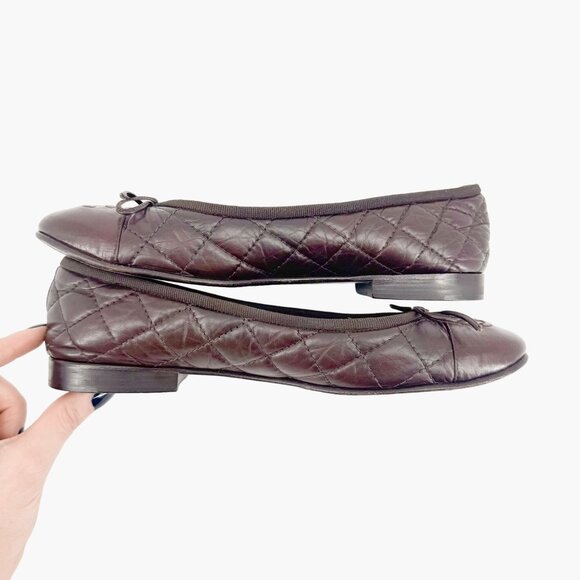 Chanel CC Cap Toe Ballet Flats EU 37 US 6-6.5 Brown Quilted Leather Loafer Shoe - Picture 8 of 12